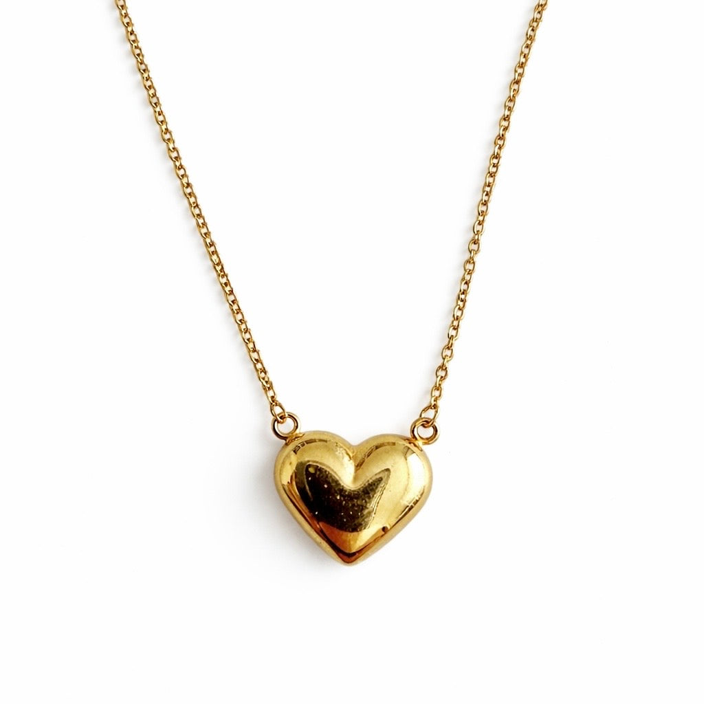 Collar con Colgante de Corazón