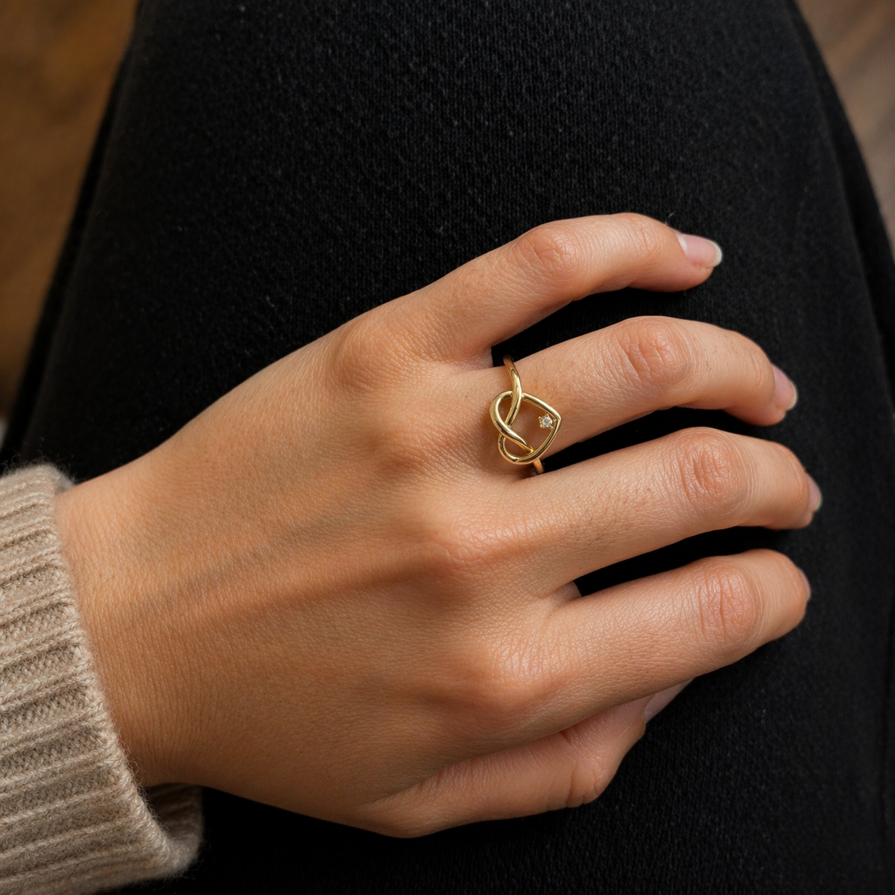Anillo de corazón infinito