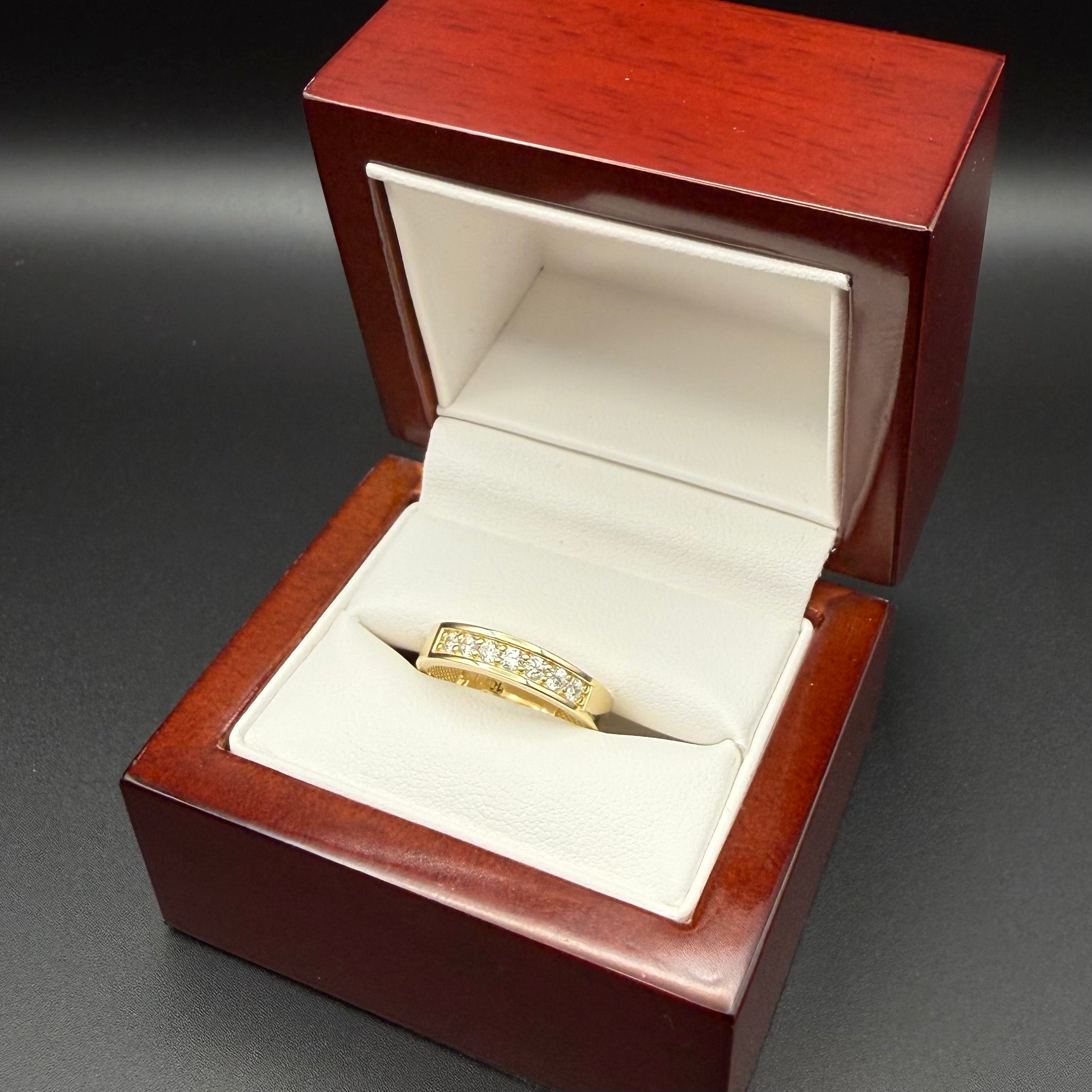 Anillo de compromiso