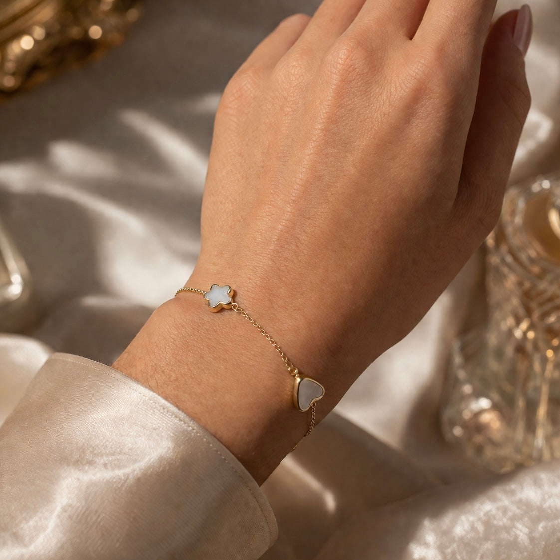 Pulsera de Corazón y Flor
