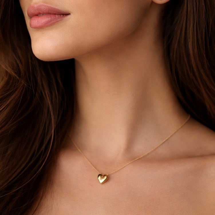 Collar con Colgante de Corazón