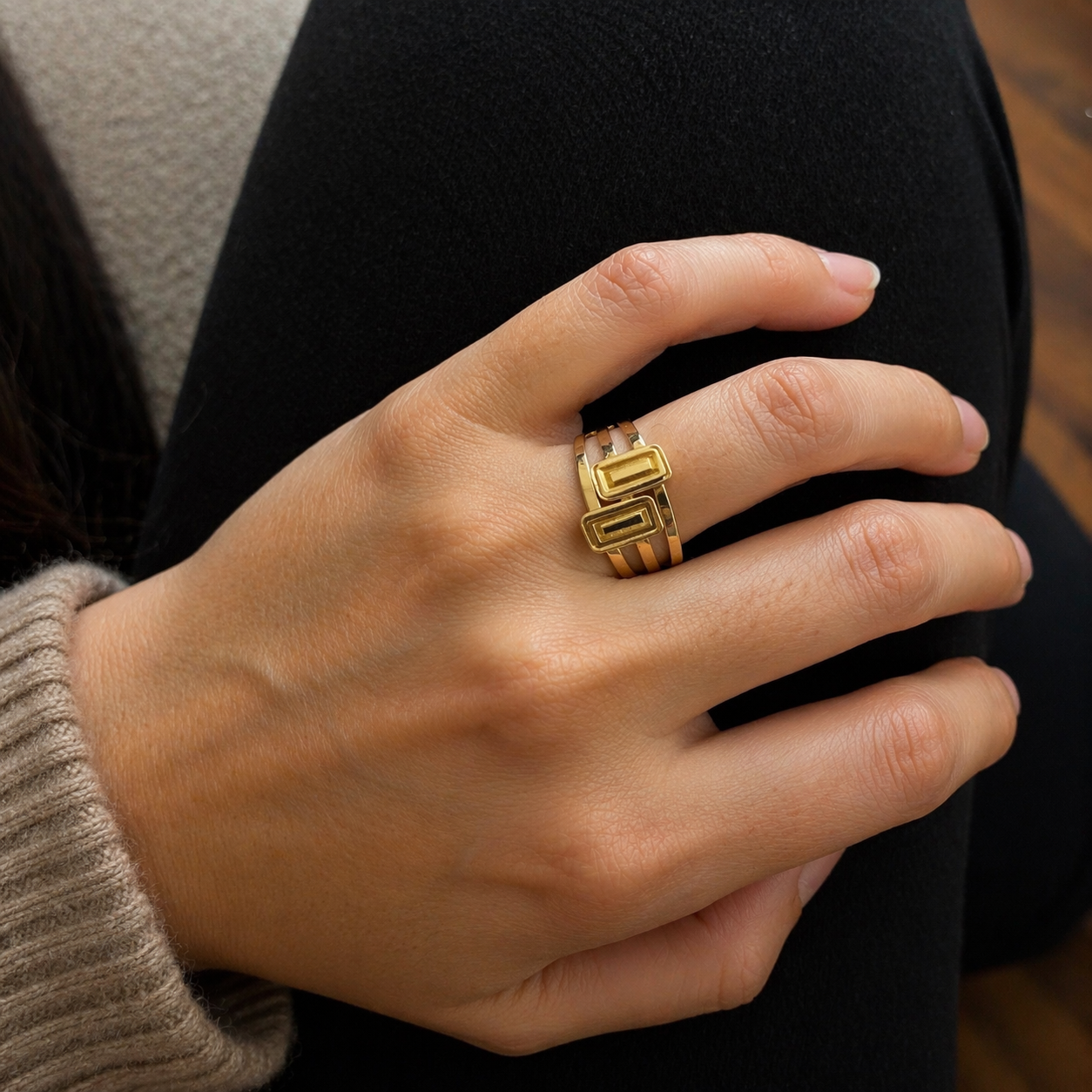 Anillo de doble escudo