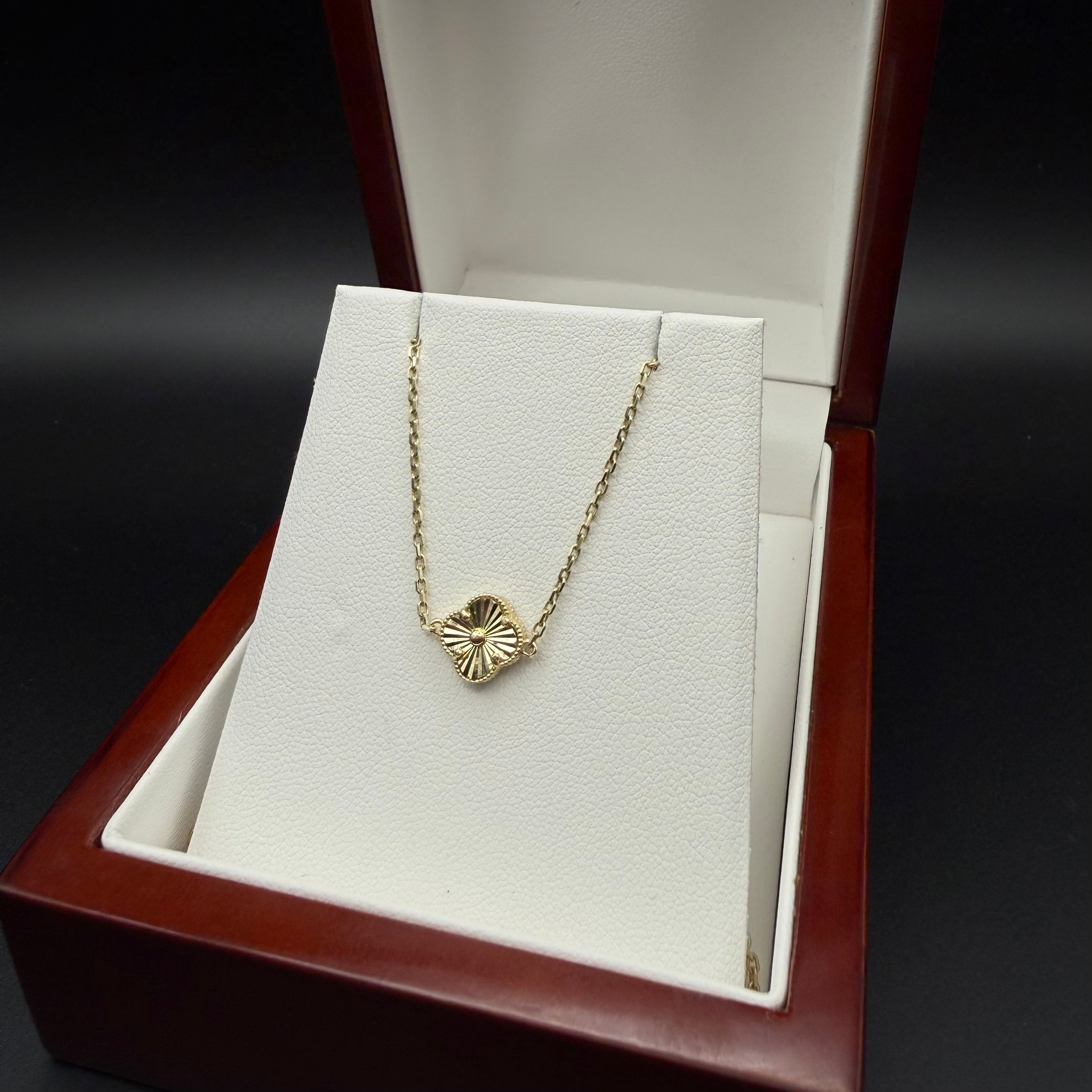 Conjunto de Encantos Florales